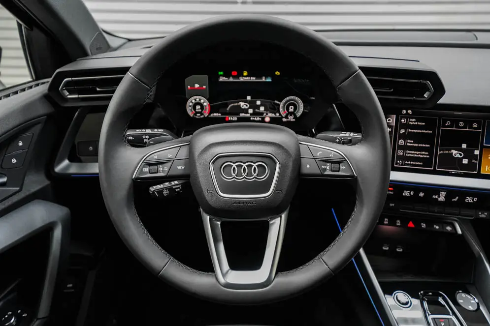Audi A3 4x4 2,0 150 kW TFSI Automatik Baujahr 2026, schwarz, 20 km, Deutschland — Foto 9 von 22
