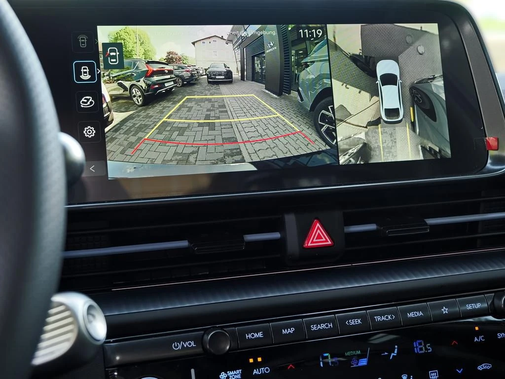 Hyundai Ioniq 448 kW Automatik Baujahr 2026, 9.900 km, Deutschland — Foto 14 von 33