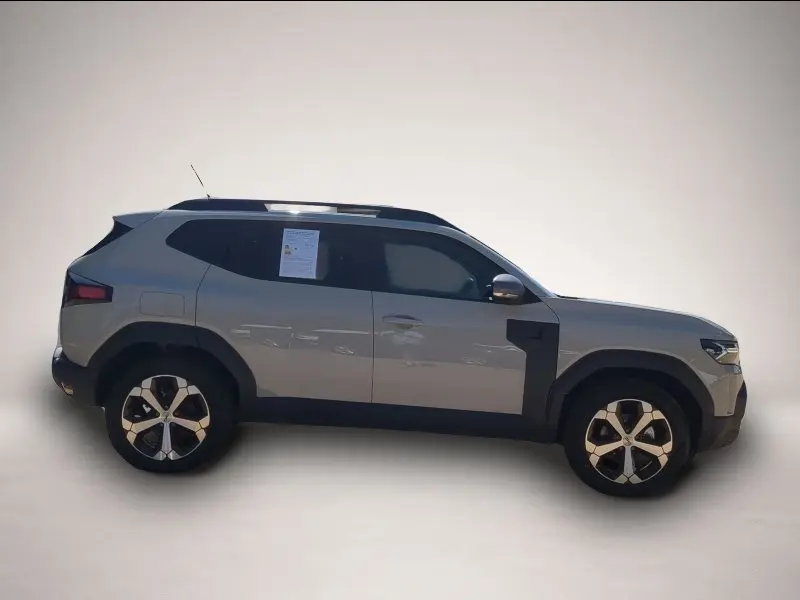 Dacia Duster 1,8 116 kW Automatik Baujahr 2026, beige, 20 km, Deutschland — Foto 2 von 5