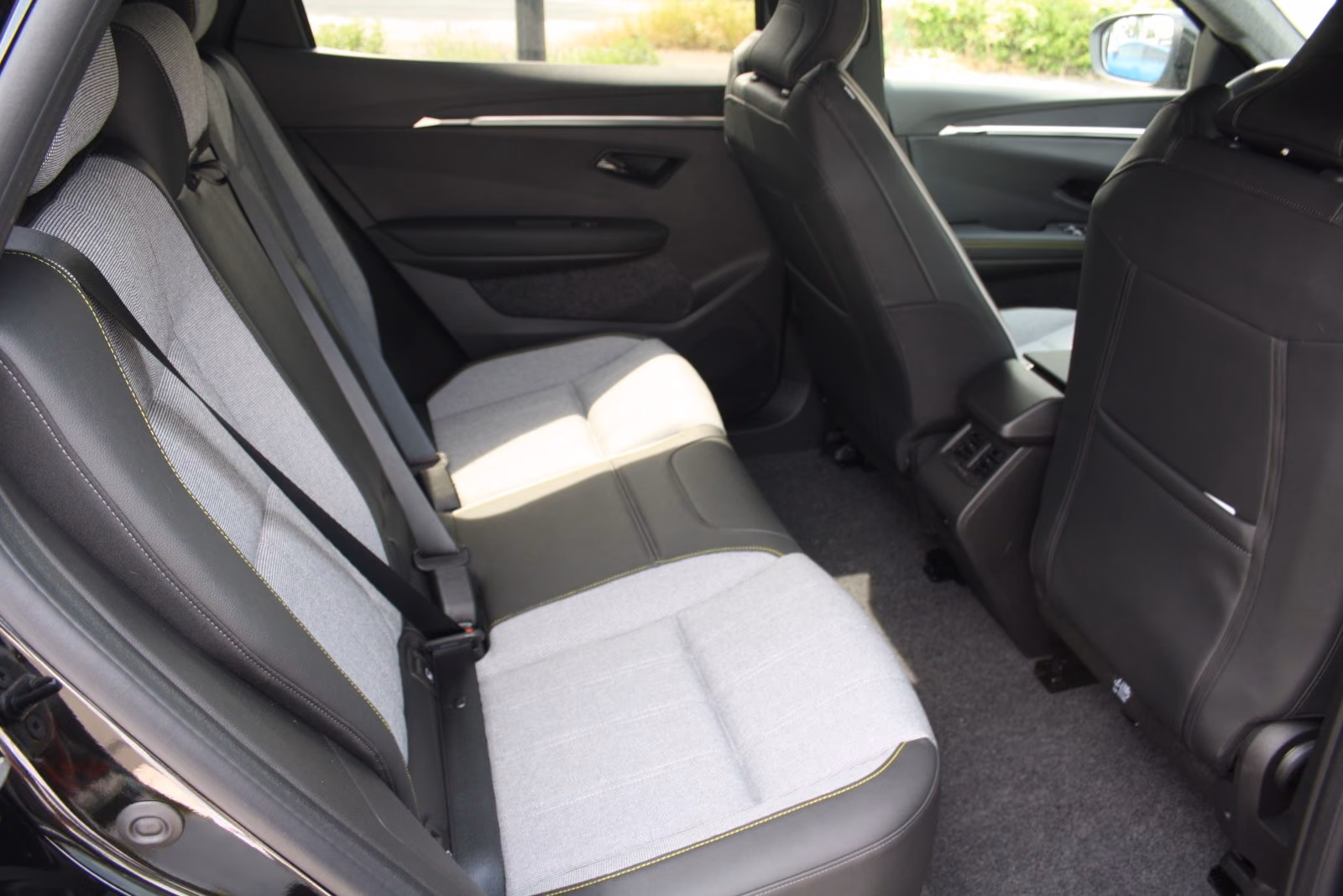 Renault Scenic E-Tech Electric 125 kW Automatik, 5 km, Deutschland — Foto 9 von 12