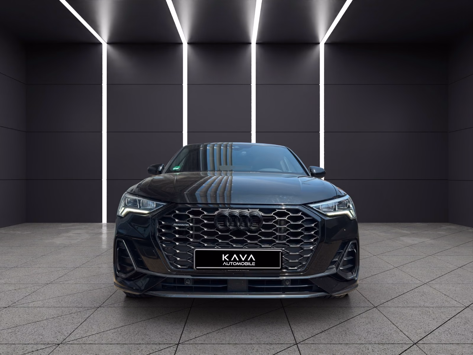 Audi q3 2,0 TDI 147 kW Automatik Baujahr 2022, 81.900 km, Deutschland — Foto 2 von 22