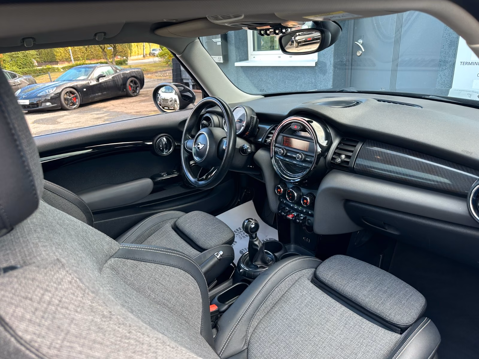 MINI 2,0 125 kW Schaltgetriebe Baujahr 2015, 174.497 km, Deutschland — Foto 7 von 16