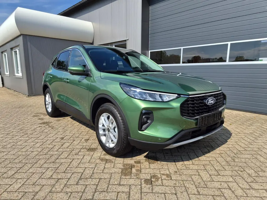 Ford Kuga Titanium 243 PS 2,5 PHEV 178 kW Automatik Baujahr 2026, 2 km, Österreich — Foto 8 von 56