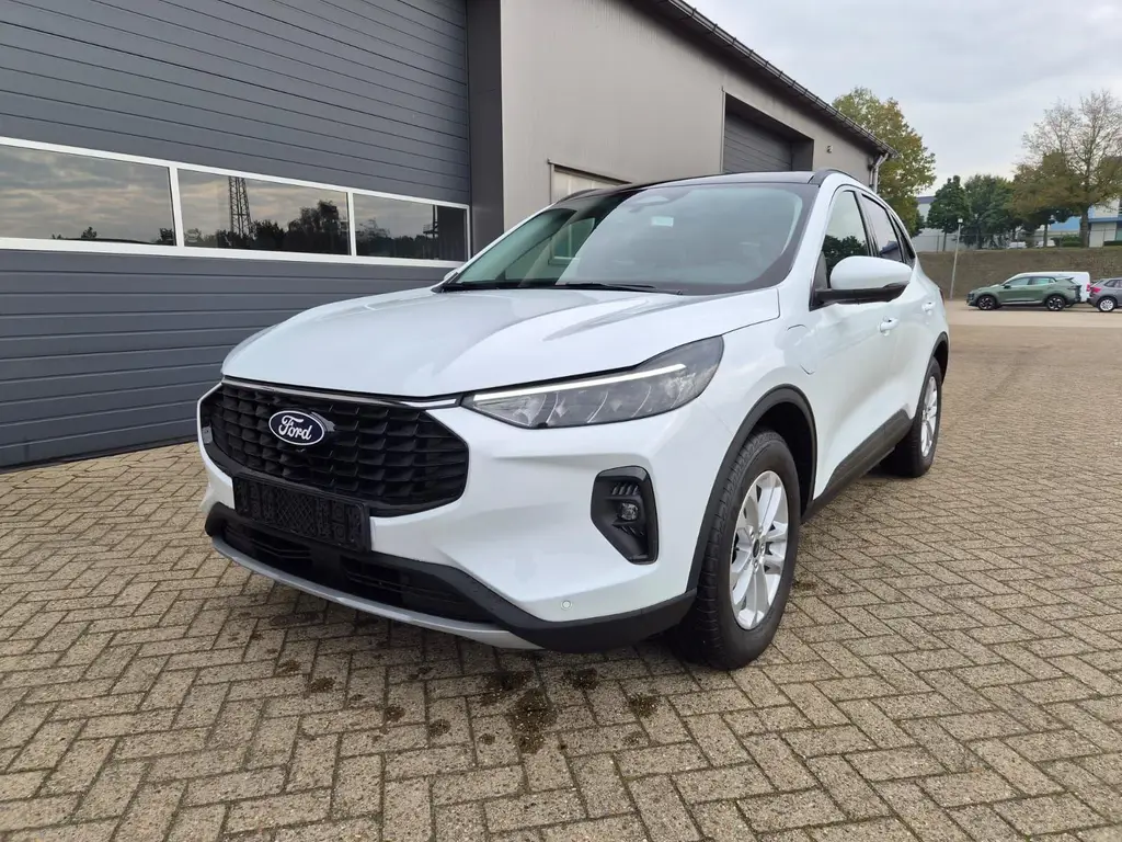 Ford Kuga Titanium 243 PS 2,5 PHEV 178 kW Automatik Baujahr 2026, 2 km, Österreich — Foto 2 von 60