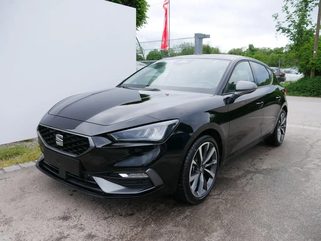 Seat Leon 2.0 TDI DSG 110 kW Baujahr 2026, 10 km, Österreich — Foto 2 von 24