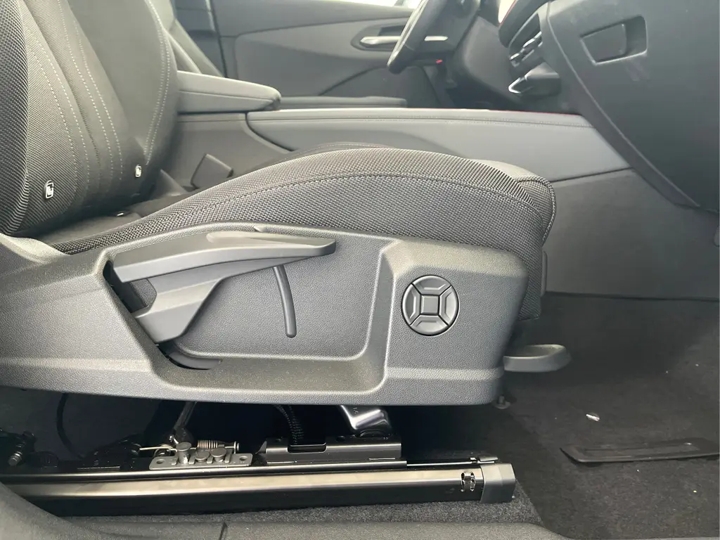 Audi q3 quattro 2,0 TFSI Automatik, 20 km, Österreich — Foto 15 von 41