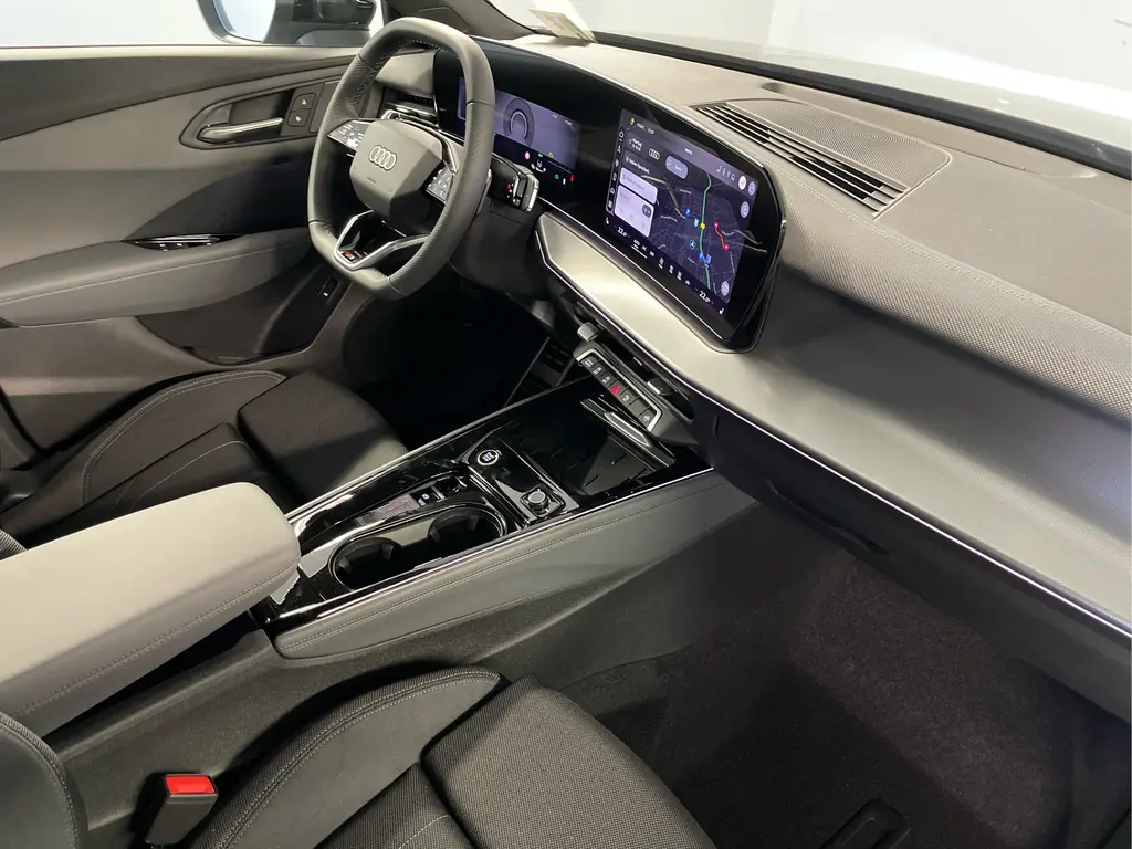 Audi q3 quattro 2,0 TFSI Automatik, 20 km, Österreich — Foto 13 von 51