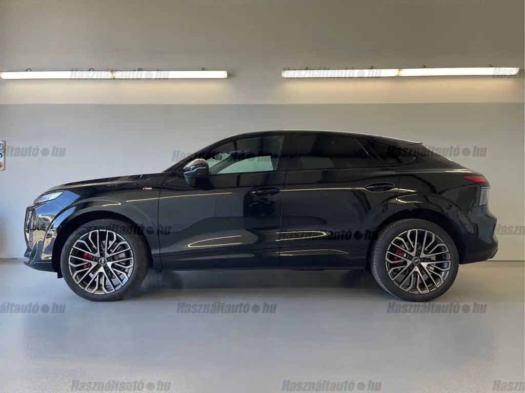 Audi q3 quattro 2,0 TFSI 265 195 kW Automatik, 20 km, Österreich — Foto 3 von 41