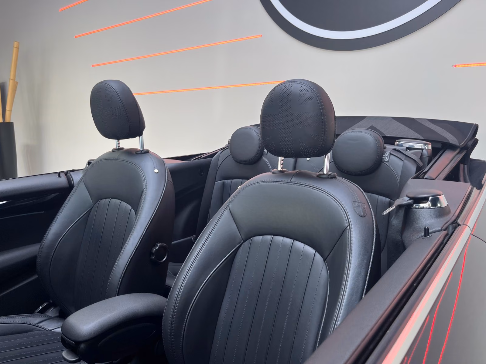 MINI John Cooper Works 2,0 170 kW Baujahr 2023, 31.000 km, Deutschland — Foto 11 von 19